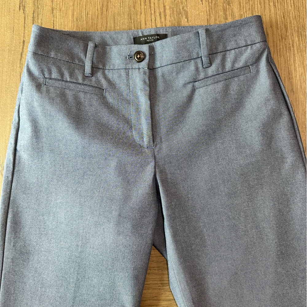Ann Taylor High Rise Cropped Pant in Stretch Cotton with Eyelet trim Size 2P - Picture 5 of 10